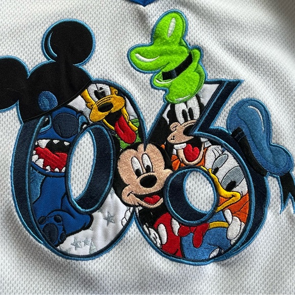Walt Disney World Kids Jersey Mickey Mouse Goofy Stitch Pluto Donald Duck Size 6 - Picture 3 of 11